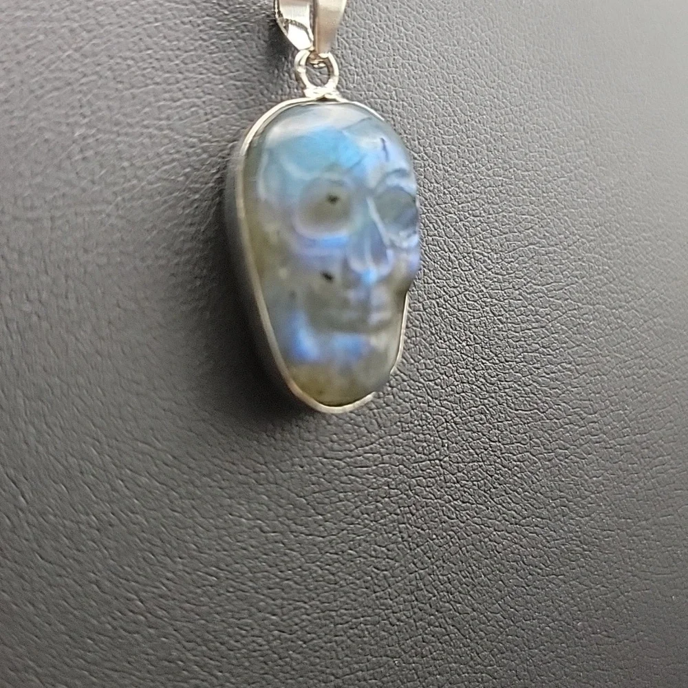 22" Silver Plate Necklace Gemstone Labradorite Skull Pendant Unisex NEW - Picture 5 of 8
